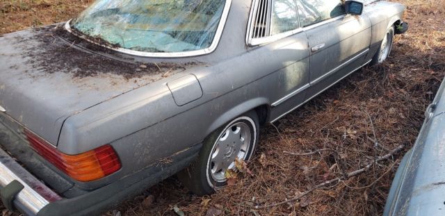 1981 Mercedes-Benz 300-Series 380 SLC - photo 4