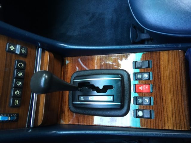 1982 Mercedes-Benz SL-Class Base Convertible 2-Door - photo 9