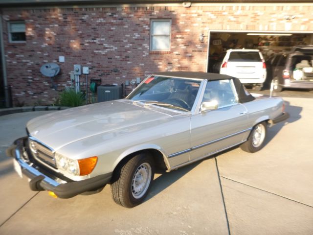 1982 Mercedes-Benz 300-Series - photo 2