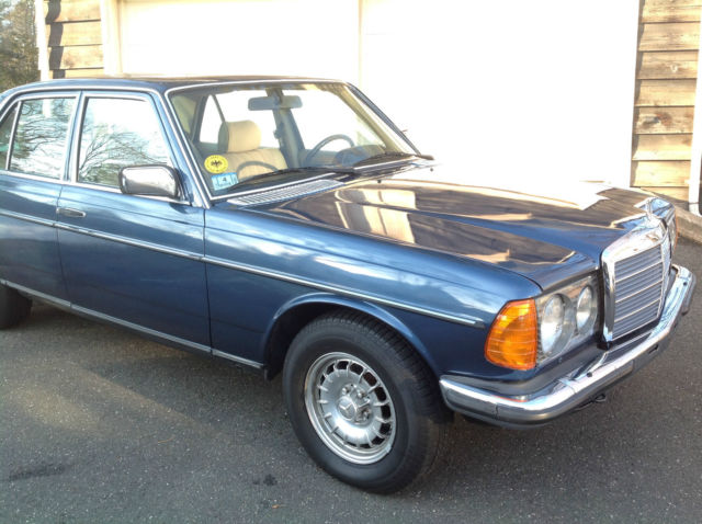 1980 Mercedes-Benz 200-Series - photo 3