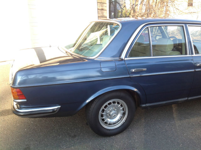 1980 Mercedes-Benz 200-Series - photo 4