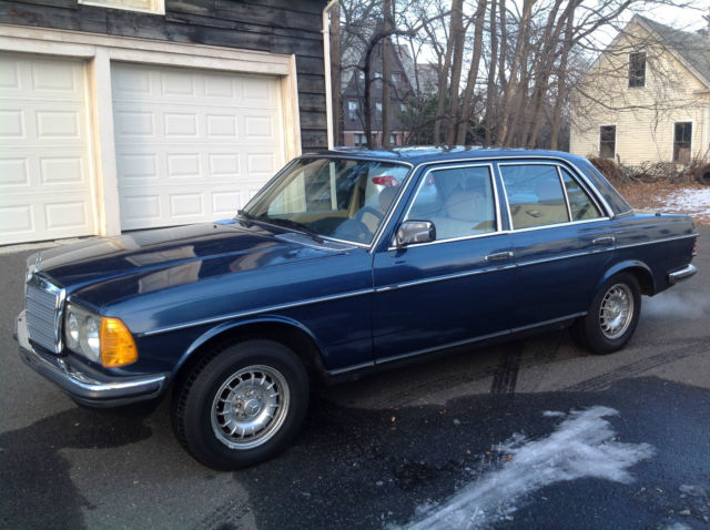 1980 Mercedes-Benz 200-Series - photo 9