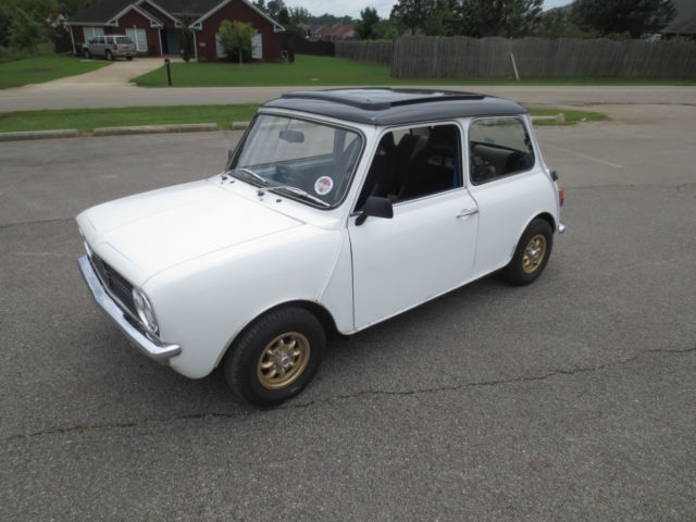 1982 Mini Clubman 1275 1980 Mini Classic Mini Cloth
