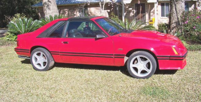 1982 Ford Mustang GT - photo 3