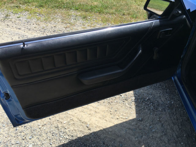 1982 Ford Mustang GT - photo 9