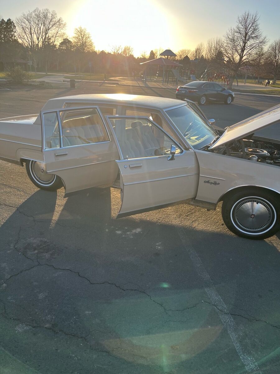 1982 Oldsmobile Ninety-Eight REGENCY - photo 7