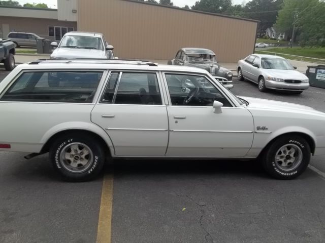 1982 Oldsmobile Cutlass Cruiser Base Wagon 4-Door 4.3L ~ No Reserve Auction! 1982 Oldsmobile Cutlass