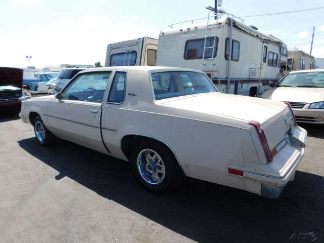 1982 Oldsmobile Cutlass - photo 3