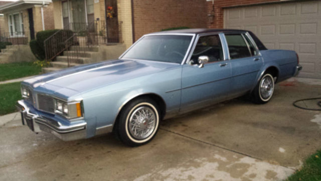 1982 OLDSMOBILE DELTA 88 ROYALE 1982 Oldsmobile Eighty-Eight ROYALE