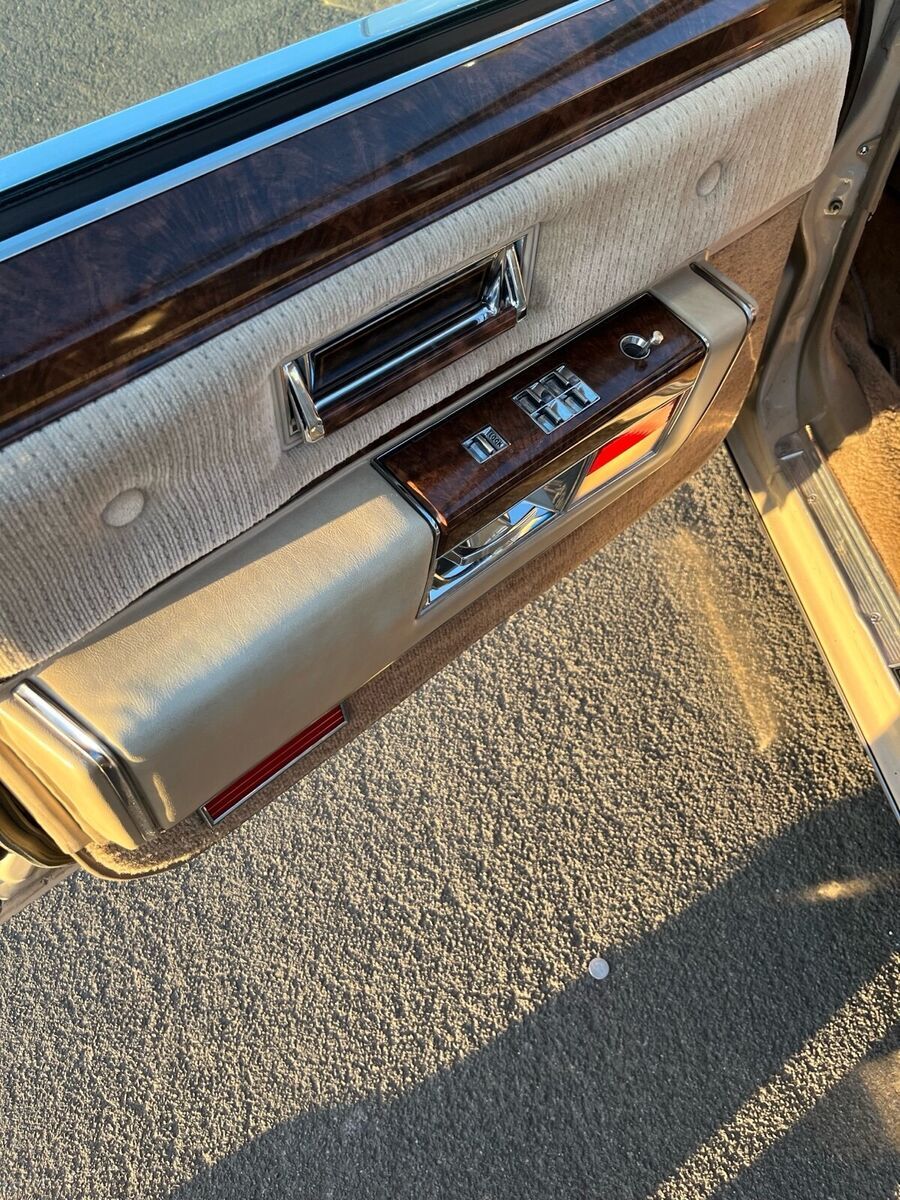 1982 Oldsmobile Eighty-Eight REGENCY - photo 12