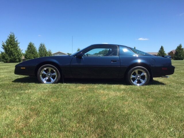 1982 Pontiac Firebird Third Generation / 3rd Gen F Body - photo 2
