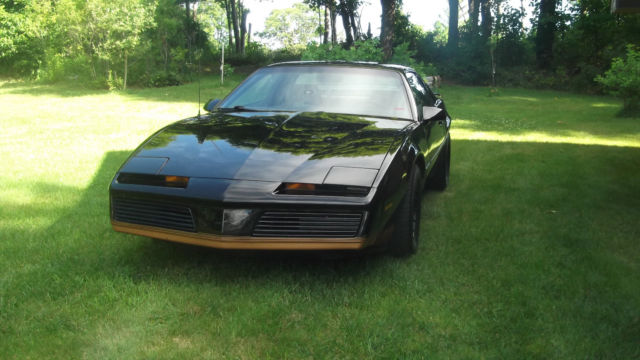 1982 Pontiac Trans Am - photo 12