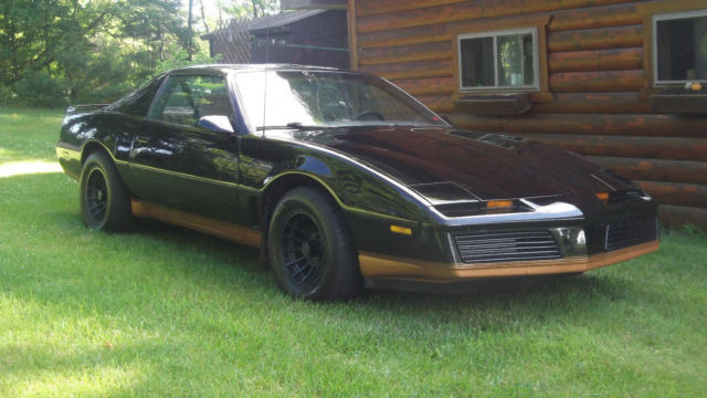 1982 Pontiac Trans Am - photo 2