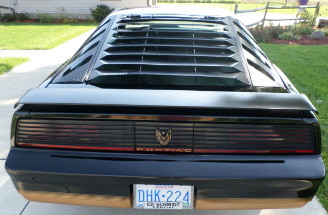 1982 Pontiac Firebird - photo 3
