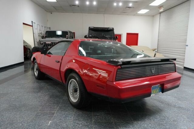 1982 Pontiac Firebird Trans Am - photo 6