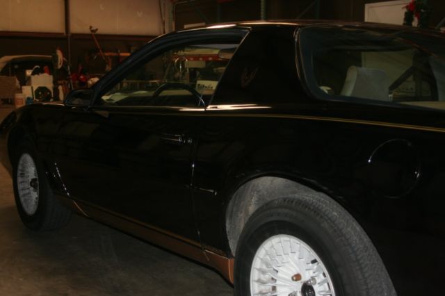 1982 Pontiac Trans Am - photo 6