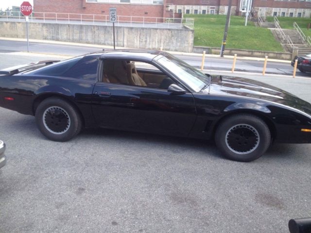 1982 Pontiac Trans Am - photo 2