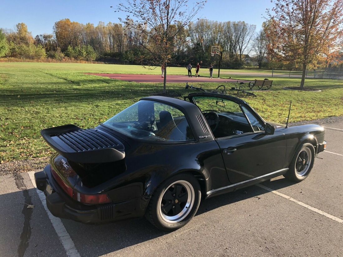 1982 Porsche 911 - photo 5