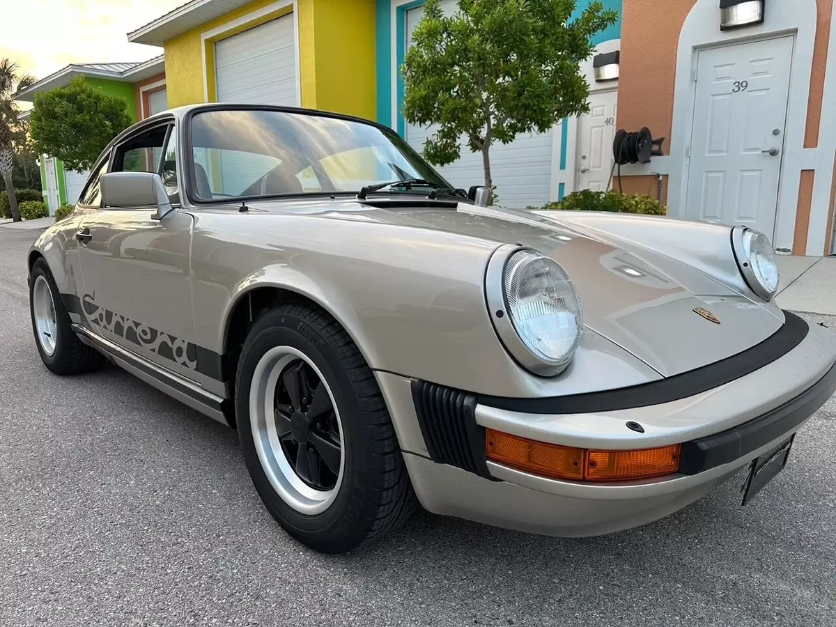 1982 Porsche 911 coupe 2-door 1982 Porsche 911