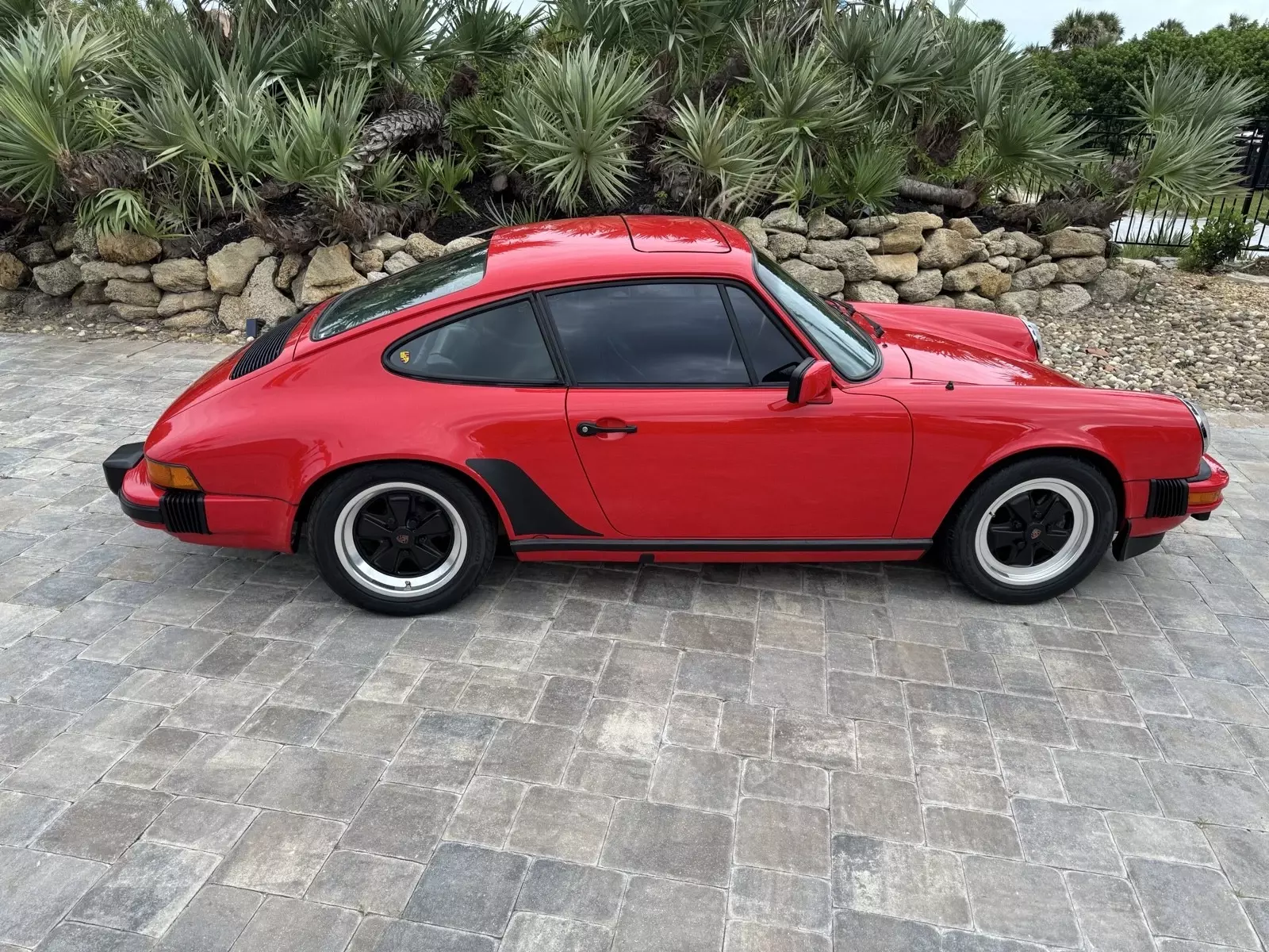 1982 Porsche 911 Red 1982 Porsche 911