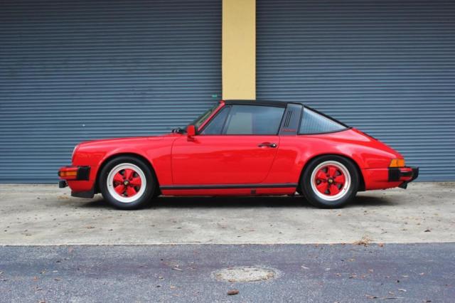 1982 Porsche 911 SC - photo 2