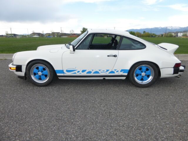 1982 Porsche 911 SC Sunroof Coupe 1982 Porsche 911