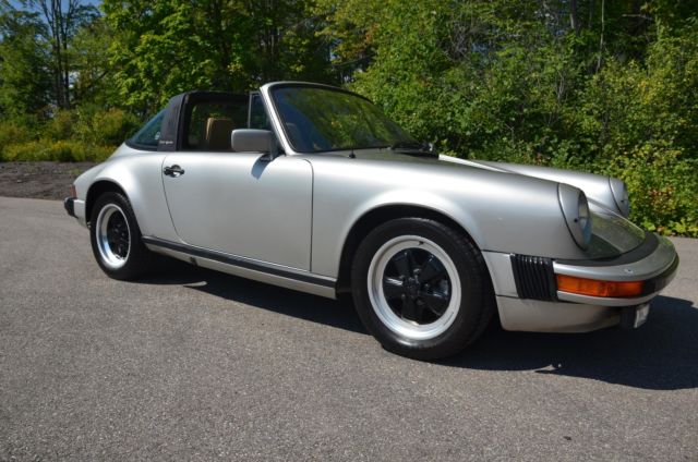 1982 Porsche 911 SC Targa Factory Sport Seats, Fresh Service - photo 12