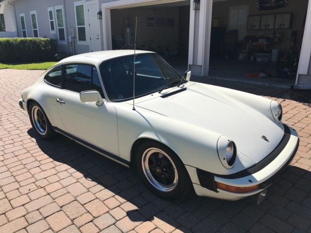 1982 Porsche 911SC Coupe, No Accidents 1982 Porsche 911