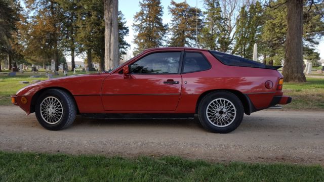 1982 Porsche 924 - photo 5