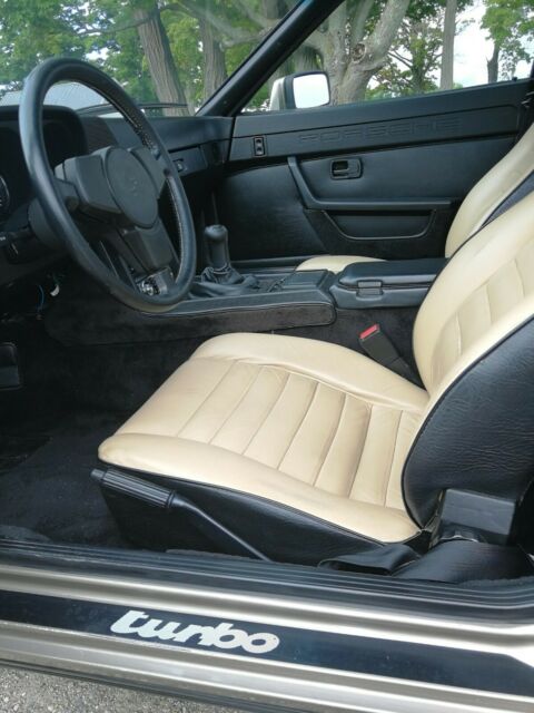 1982 Porsche 924 Turbo - photo 2
