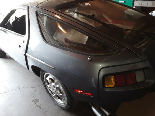 1982 Porsche 928 -- - photo 4