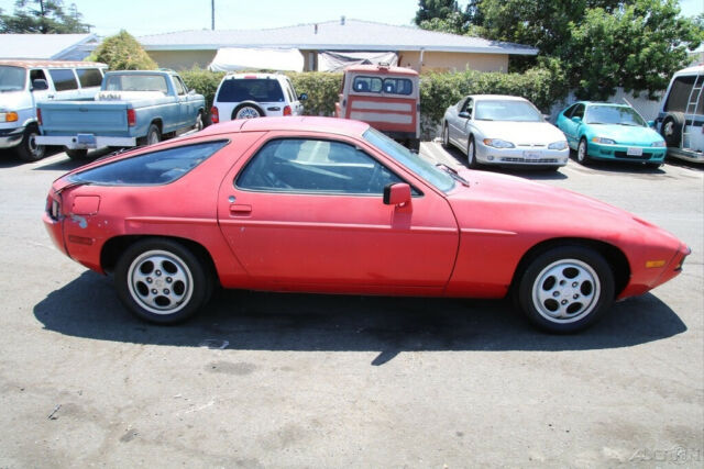 1982 Porsche 928 - photo 6