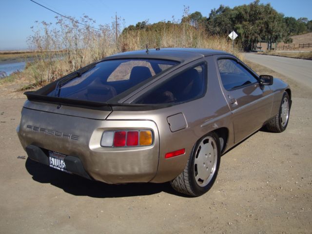 1982 Porsche 928 928 - photo 4