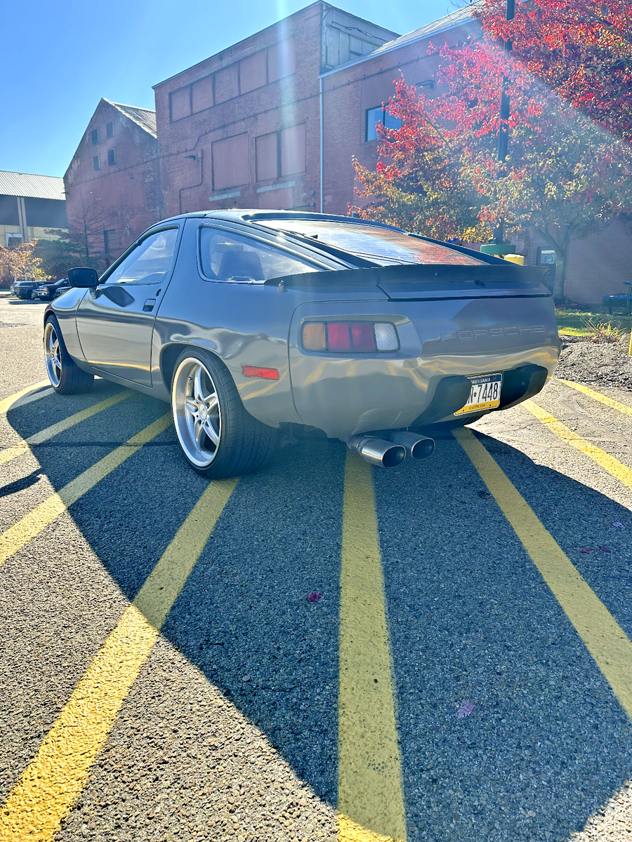 1982 Porsche 928 - photo 9