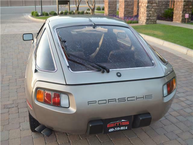 1982 Porsche 928 S - photo 12