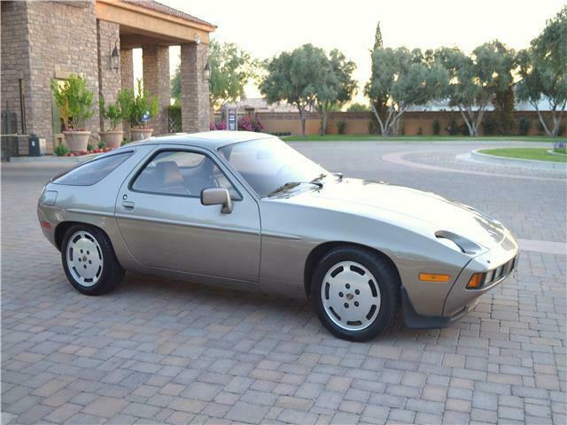 1982 Porsche 928 S - photo 6