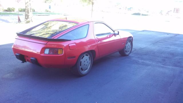 1982 Porsche 928 S - photo 2