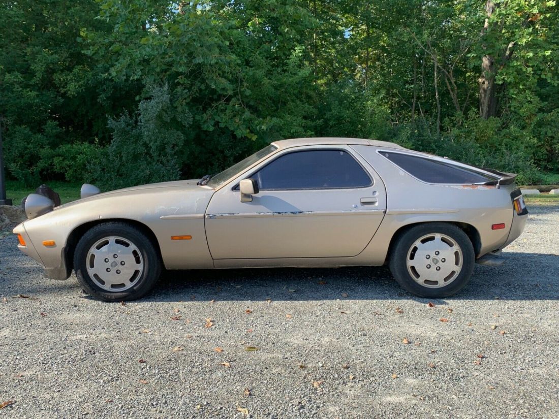 1982 Porsche 928 - photo 2