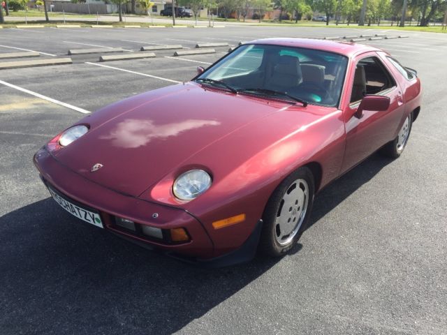 1982 Porsche 928 - photo 2
