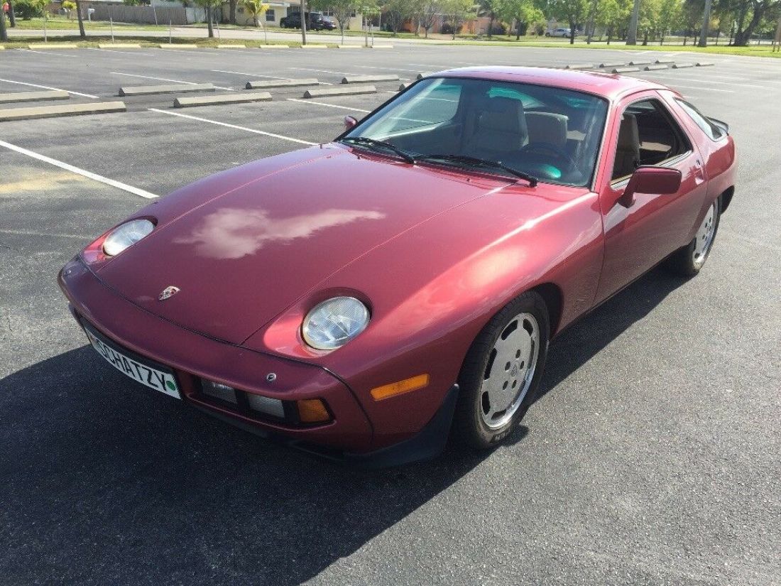 1982 Porsche 928 Collectible original fully serviced low mile clean - photo 2