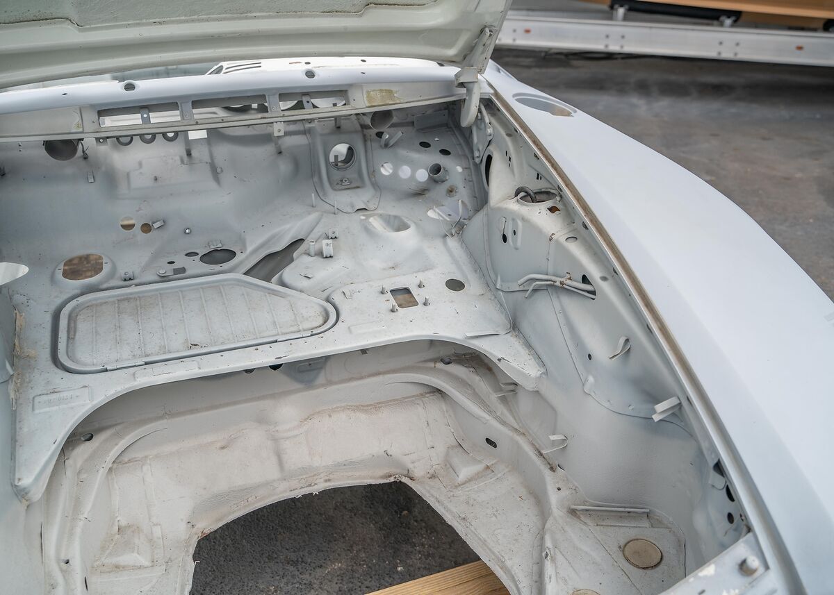 1982 Porsche 930 Chassis - Body in White - Never Assembled - photo 10