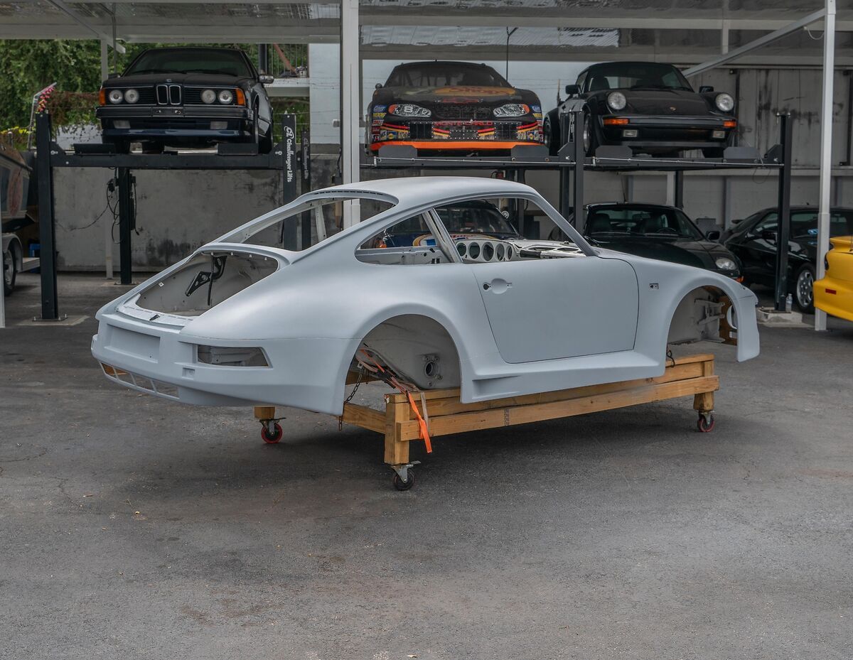 1982 Porsche 930 Chassis - Body in White - Never Assembled - photo 8