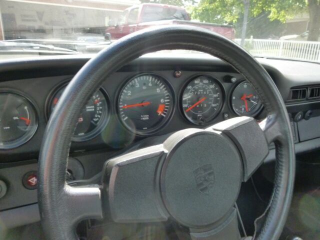 1982 Porsche 911 - photo 7