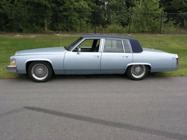 1982 Pro Touring Cadillac Sedan DeVille - LS2,4L80E,Wilwood,Hotchkis suspension 1982 Cadillac DeVille