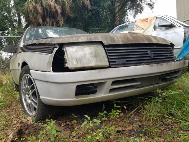 1982 Renault Fuego - photo 8