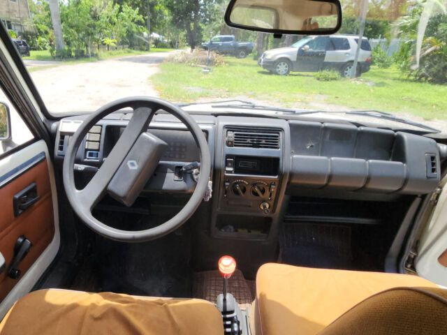 1983 Renault Other - photo 6