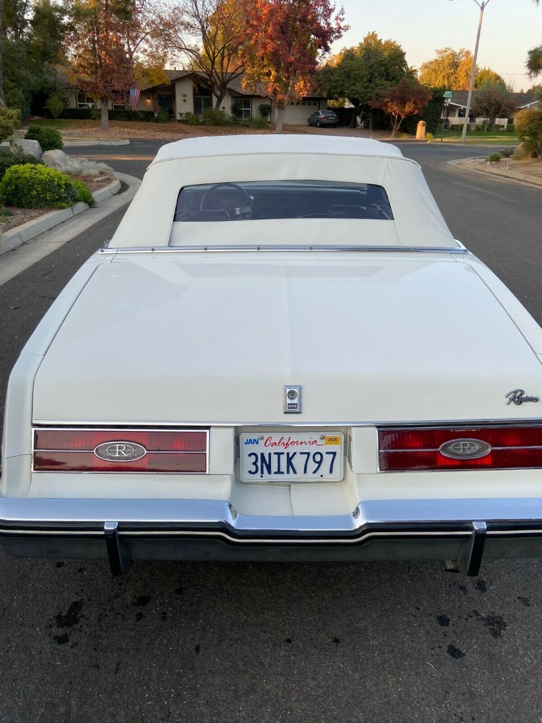 1982 Buick Riviera CONVERTIBLE - photo 5
