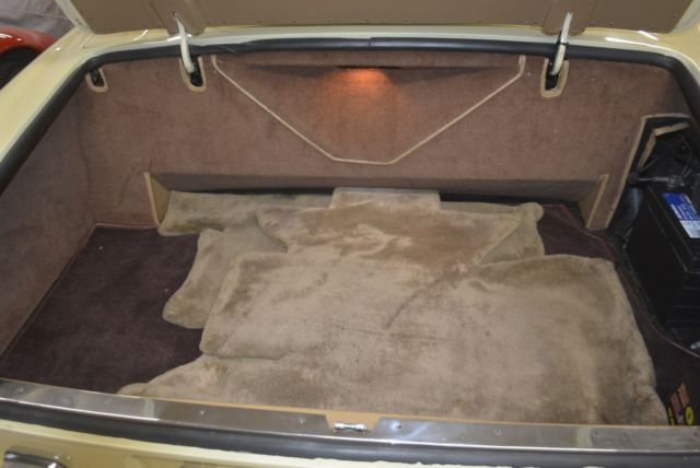 1982 Rolls-Royce Corniche -- - photo 6