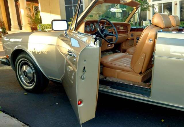 1982 Rolls-Royce Corniche - photo 13