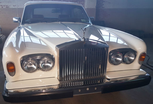 1982 Rolls-Royce Corniche - photo 2